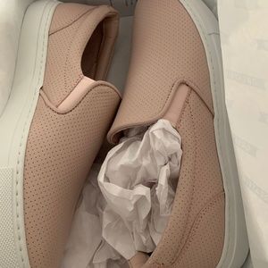 Greats Wooster Blush Slip-Ons Size 9.5 HOLD